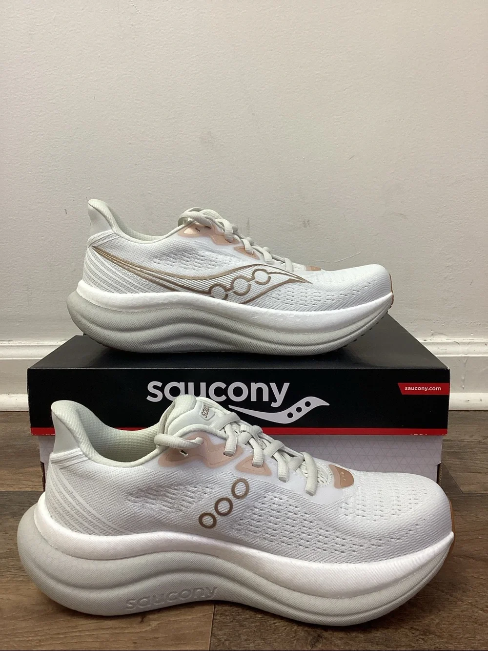 Women’s Saucony Triumph 23